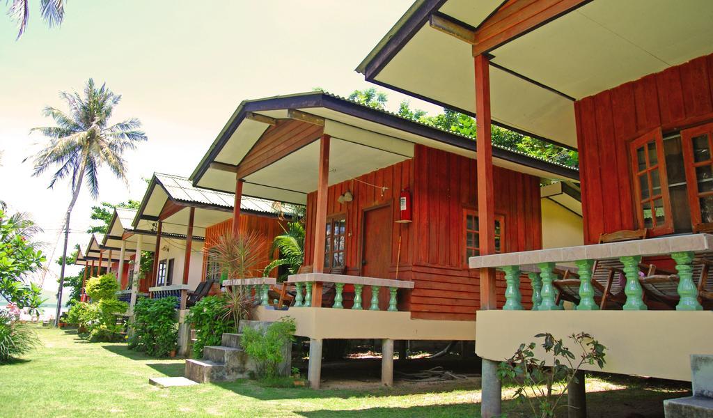 Blue Lotus Resort Baan Tai Habitación foto